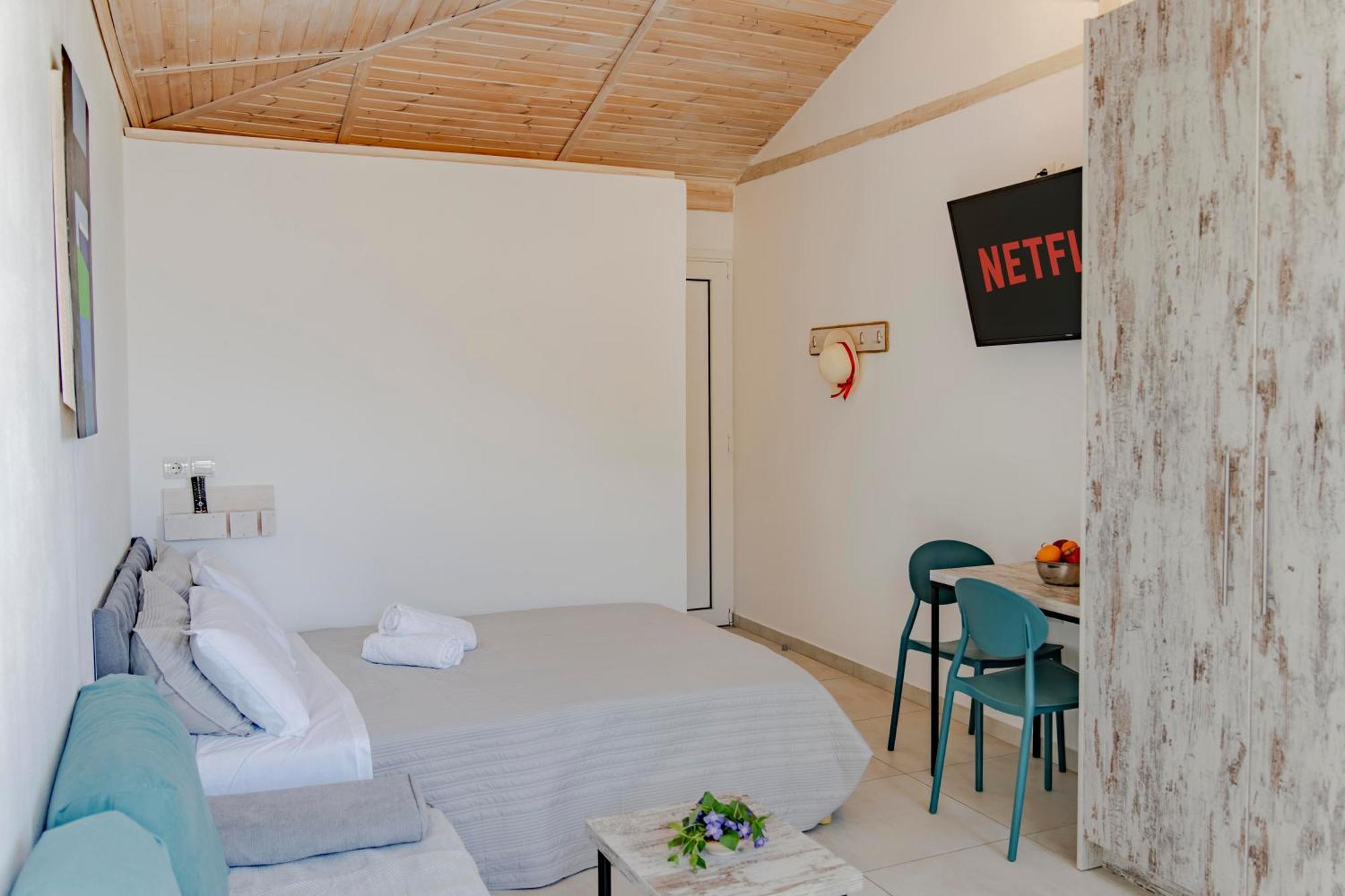 Rafaela'S Sea View House Lägenhet Agios Nikolaos Exteriör bild