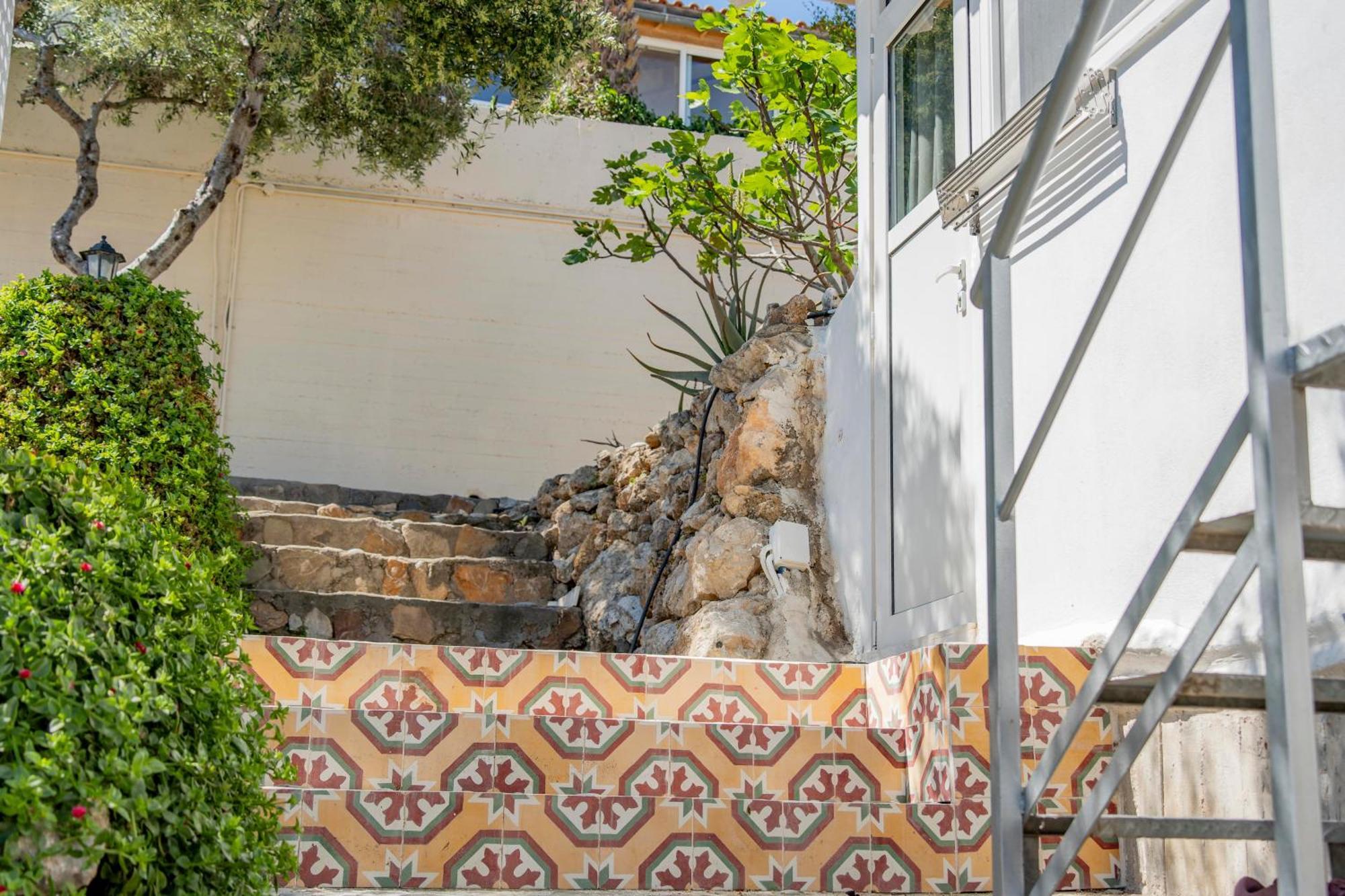 Rafaela'S Sea View House Lägenhet Agios Nikolaos Exteriör bild